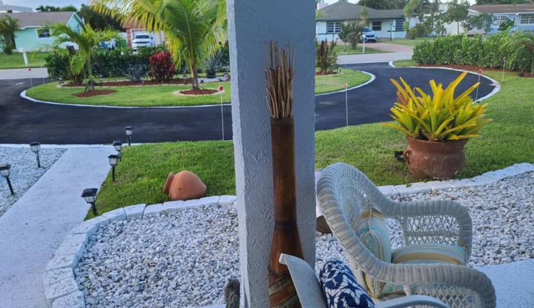 Palm Springs 3-Bedroom 2-Bath 5 Miles To The Beach 沃思湖 外观 照片
