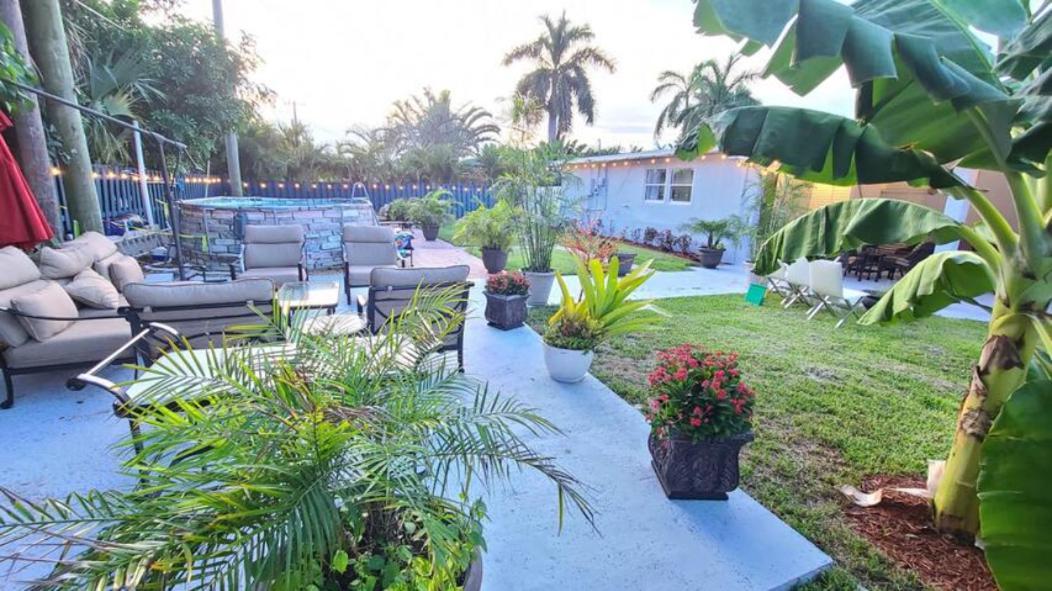 Palm Springs 3-Bedroom 2-Bath 5 Miles To The Beach 沃思湖 外观 照片